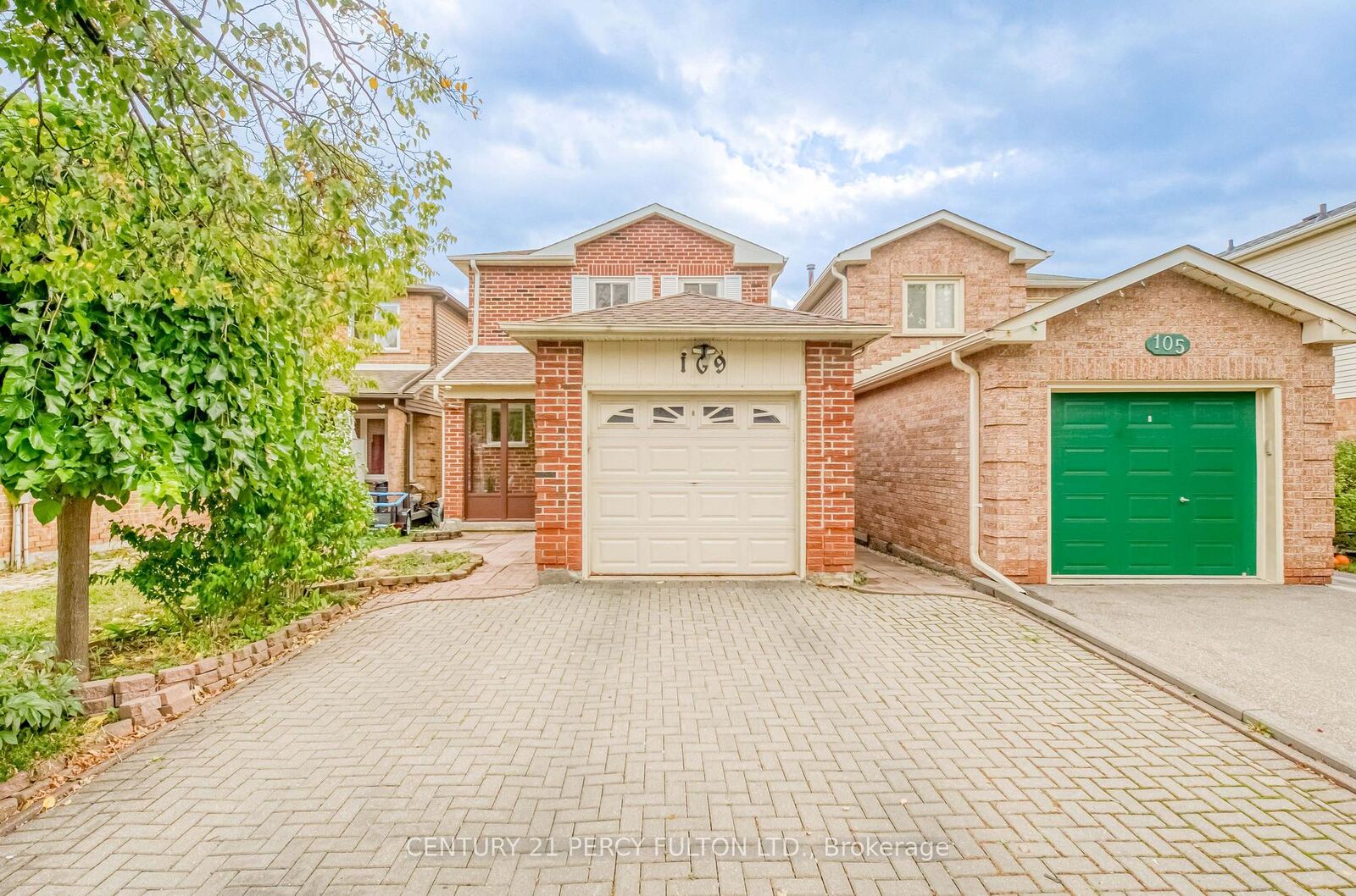 Property Photo:  109 Swinton Crescent  ON L4J 2W9 