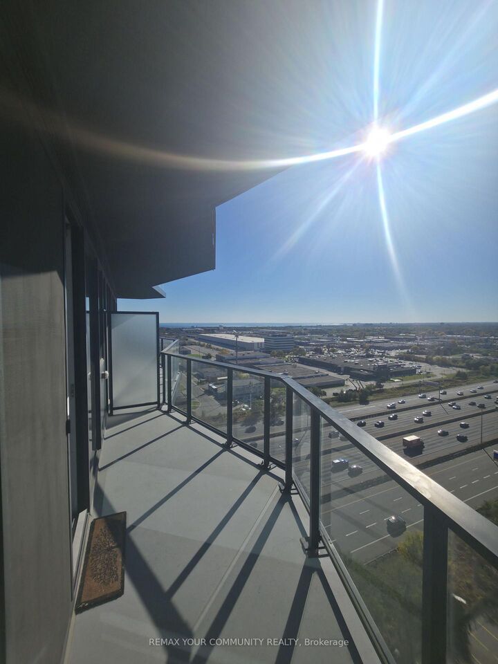 Property Photo:  36 Zorra Street 1510  ON M8Z 4Z7 