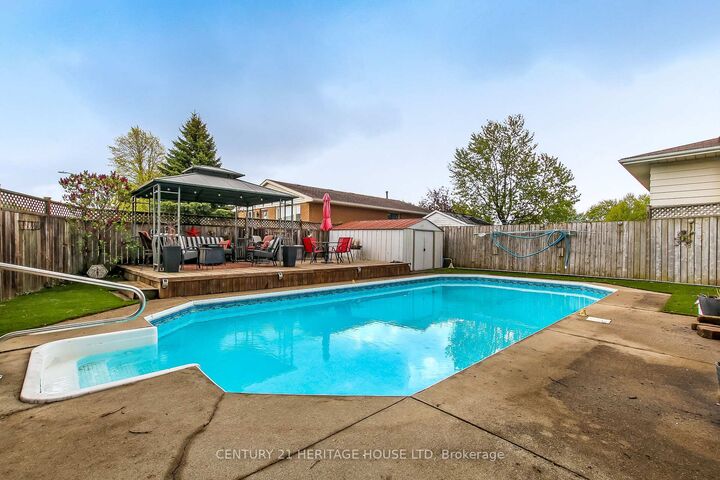 Property Photo:  2 David Drive  ON N5R 5L3 