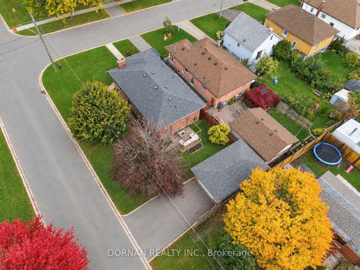 Property Photo:  189 Hibbert Avenue  ON L1J 1V2 