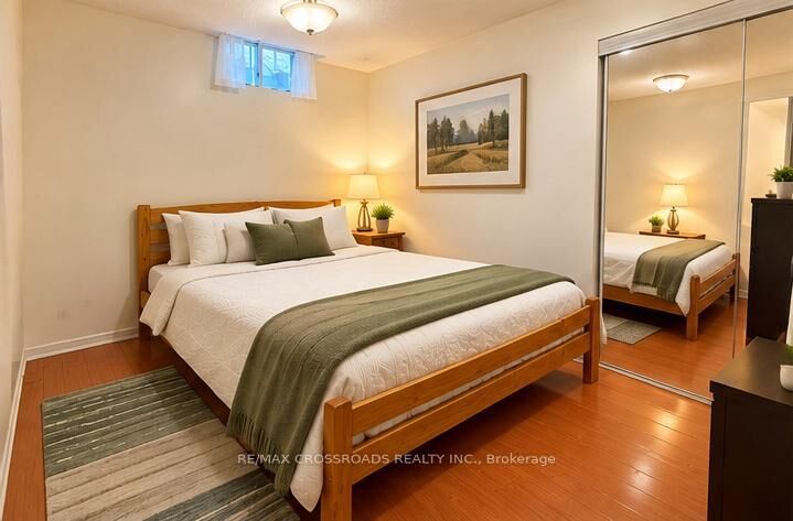 Property Photo:  52 Norman Ross Drive  ON L3S 2Z1 
