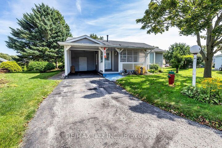 Property Photo:  5 King Court  ON L1B 1L7 