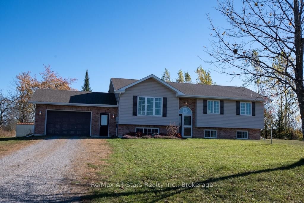 Photo de la propriété:  580 Fieldside Road  ON K9V 4R4 