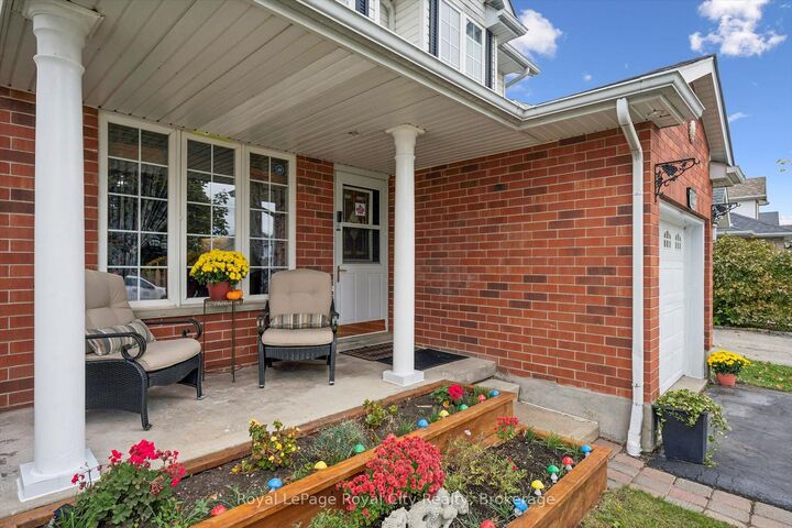 Property Photo:  133 Bradson Drive  ON N1E 7B6 