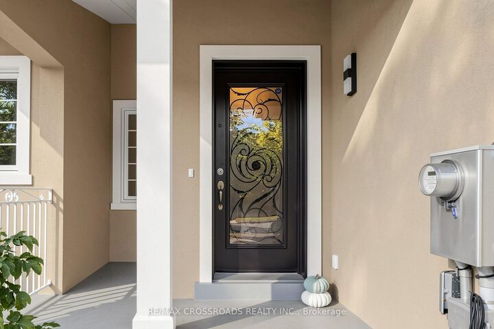 Property Photo:  74 Romance Drive  ON L4S 2R8 
