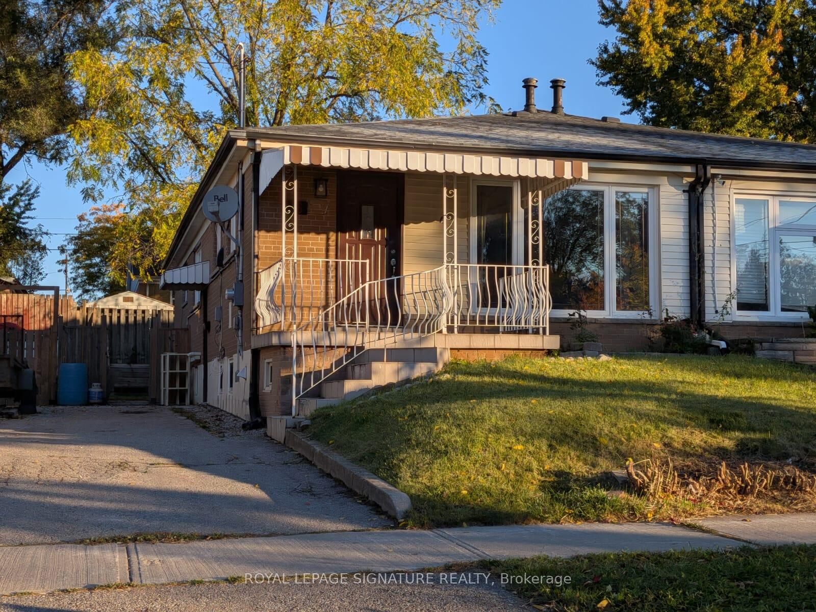 Property Photo: 26 Trinnell Boulevard ON M1L 1S5