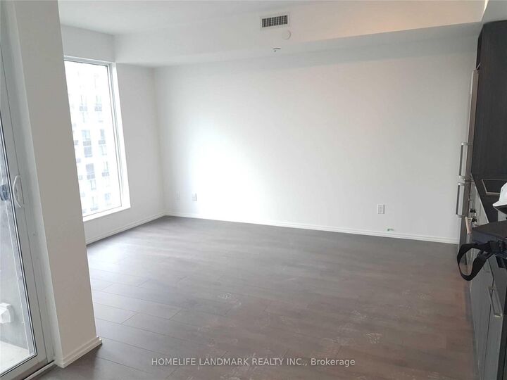 Property Photo: 68 Shuter Street 1703 ON M5B 1B4