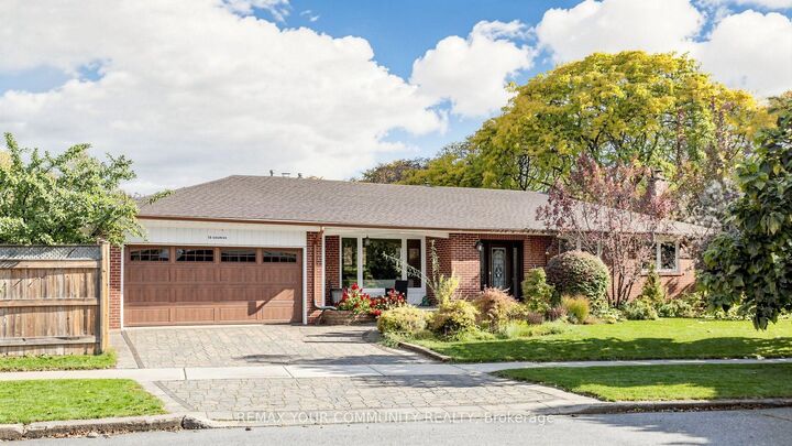 Property Photo:  15 Colwick Drive  ON M2K 2G2 