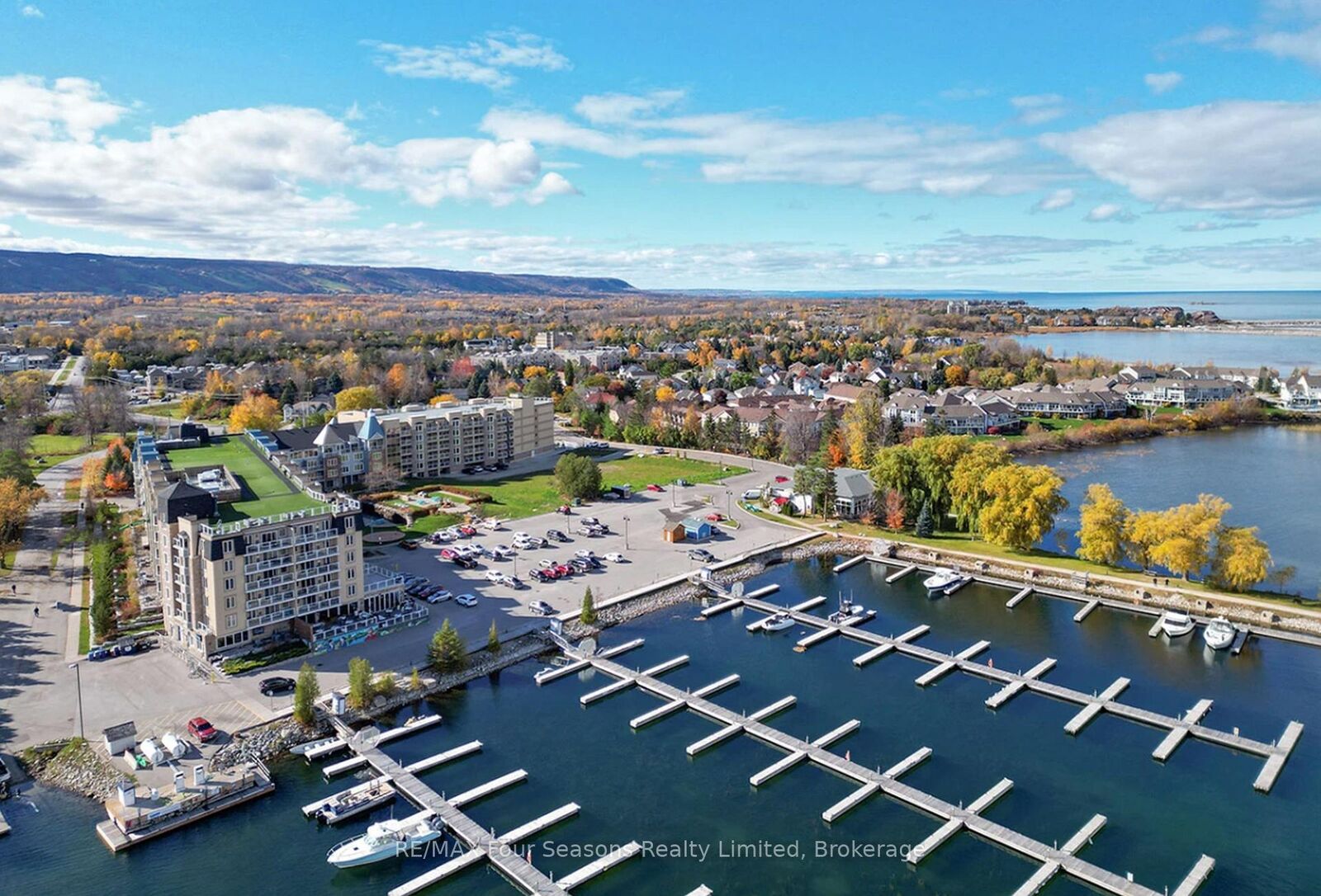Property Photo:  9 Harbour Street E 3109-3111  ON L9Y 5B5 