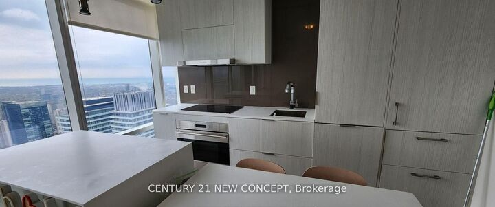 Property Photo:  1 Bloor Street 6203  ON M4W 0A8 