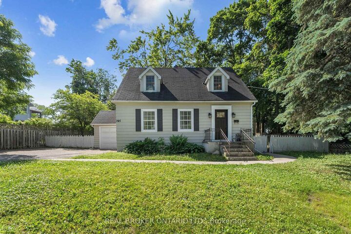 Property Photo: 77 Wellington Street E Bsmt ON L4M 2C3