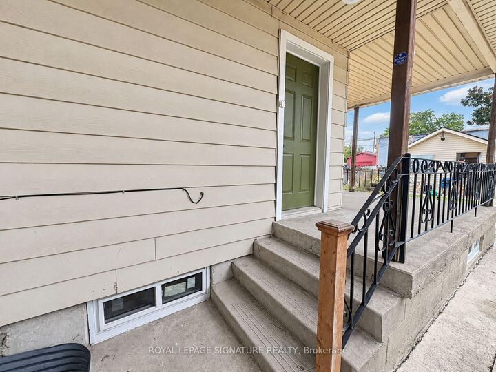Property Photo:  174 Gage Avenue 2  ON L8L 7A4 