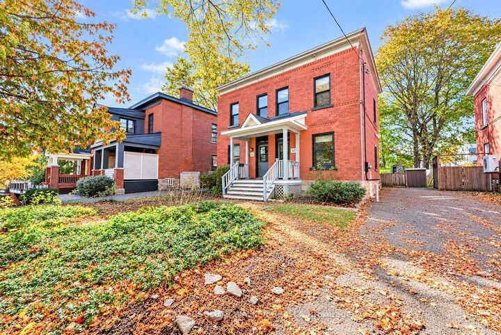 Property Photo:  50 Ralph Street  ON K1S 4A5 