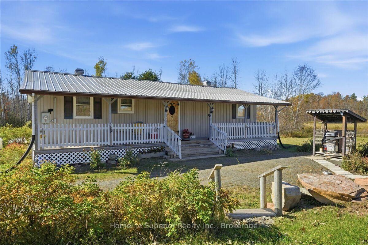 Property Photo:  765 Cordova Road N  ON K0K 2M0 