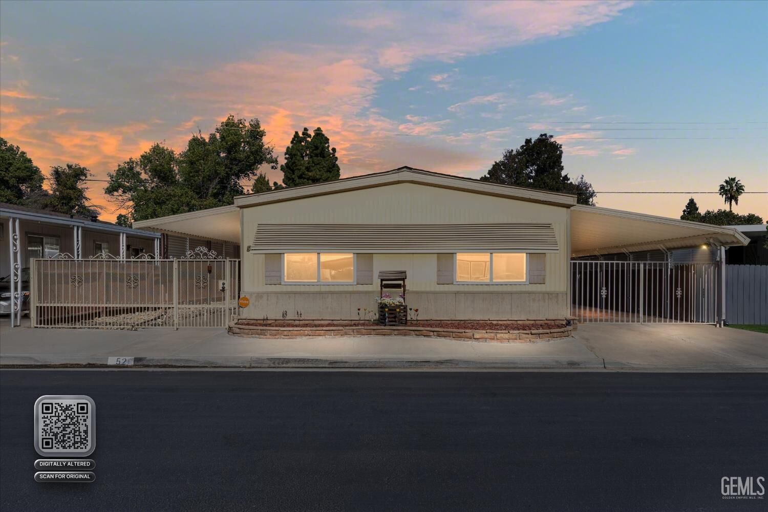Property Photo: 0 400 E Roberts Lane 52 CA 93308
