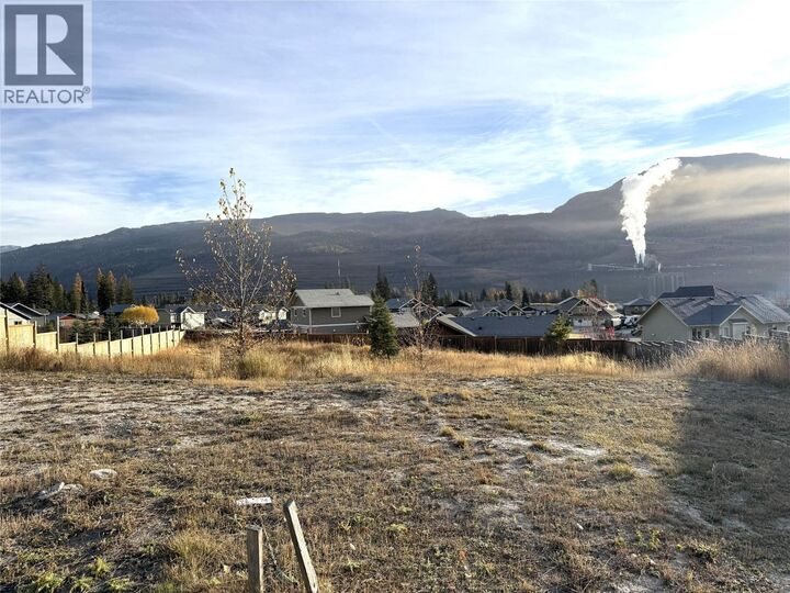 Property Photo:  2016 Golden Eagle Drive  BC V0B 2G2 