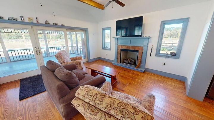 Property Photo: 29404 Beacon Rd VA 23410