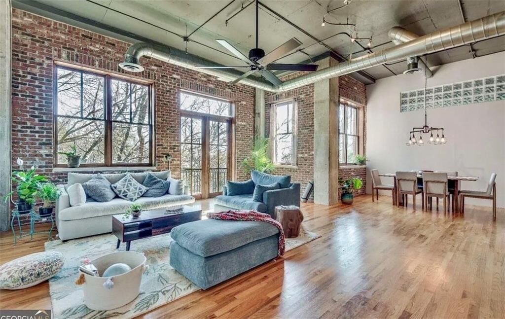 Property Photo:  3235 Roswell Road 709  GA 30305 
