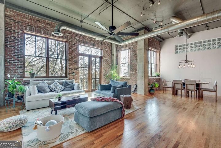 Property Photo:  3235 Roswell Road 709  GA 30305 