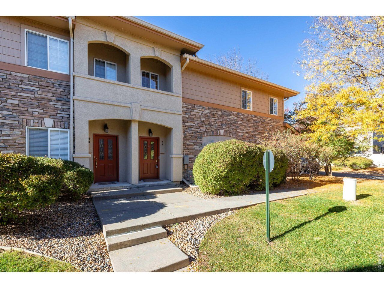 Property Photo:  1703 Whitehall Dr 5-H  CO 80504 