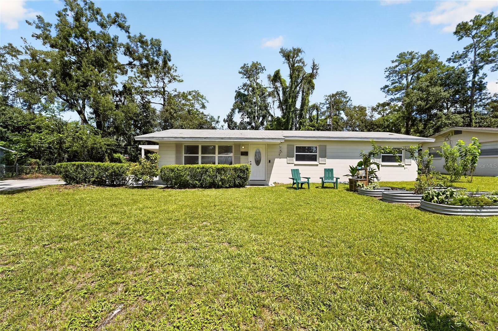 Property Photo:  3310 NW 30th Avenue  FL 32605 