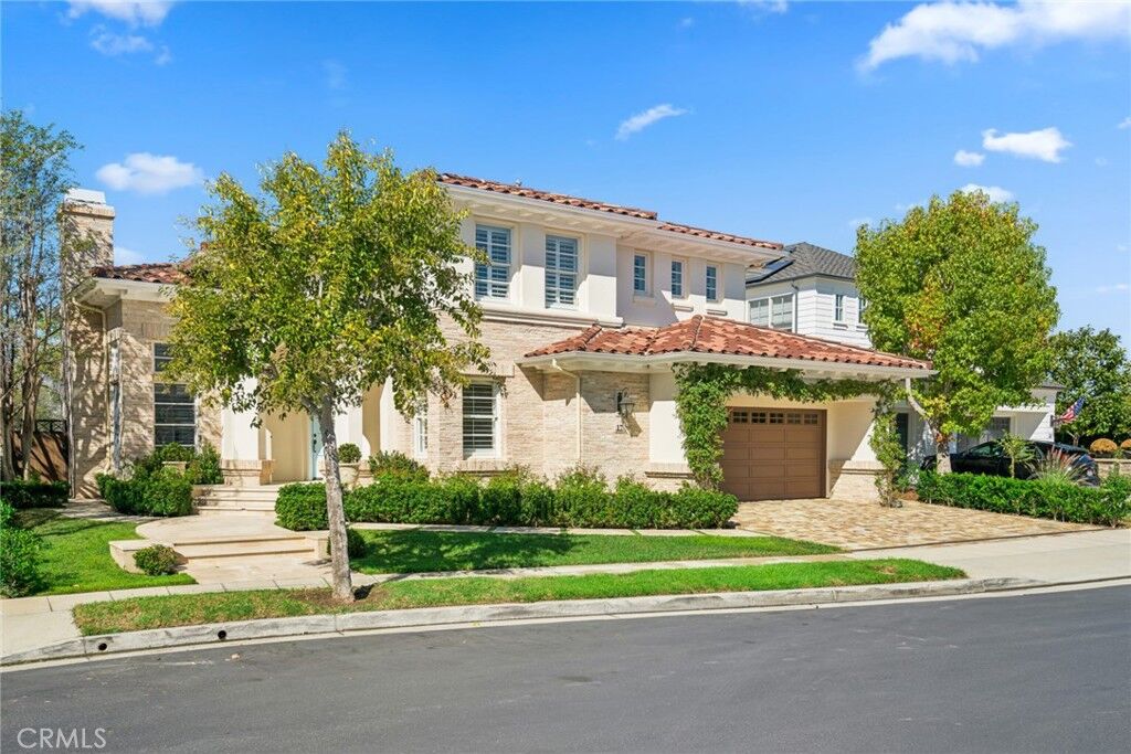 Property Photo:  17 Colonial Drive  CA 92660 
