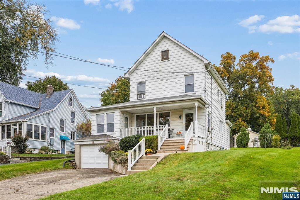 Property Photo:  291 Parish Drive  NJ 07470 