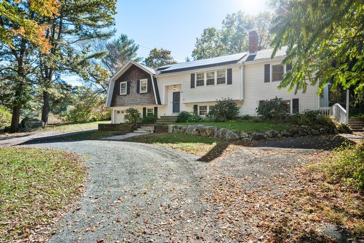 Property Photo:  631 Central St  MA 01746 