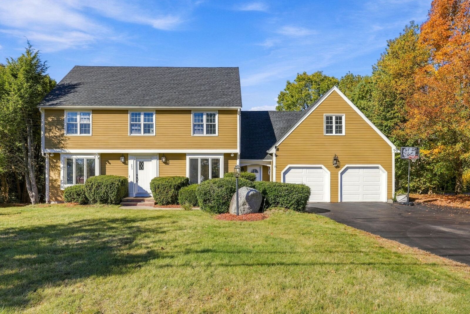 Property Photo:  293 Davis St  MA 01532 