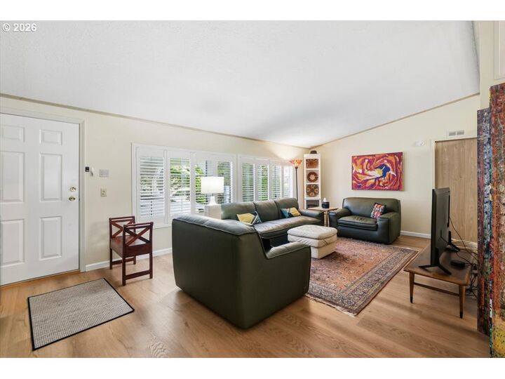 Property Photo: 146 42nd Way OR 97439