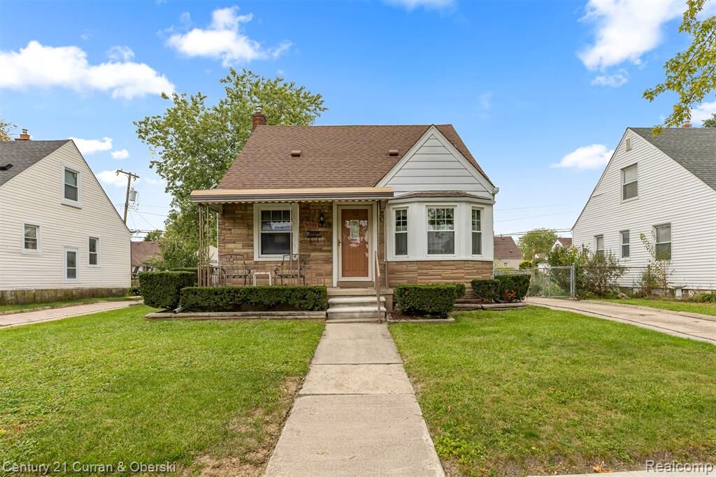 Property Photo:  16000 Beatrice Avenue  MI 48101 