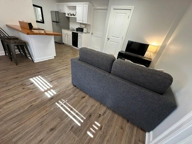 Property Photo:  580 Thames Street B203  RI 02840 