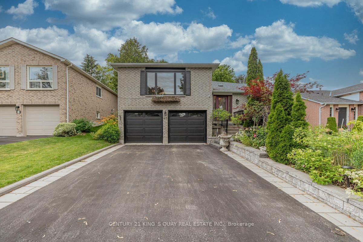 Photo de la propriété: 40 Stonehill Boulevard ON L9N 1E3