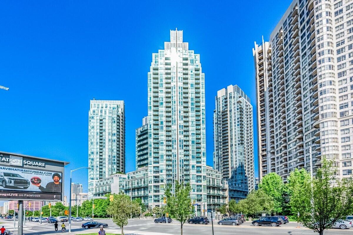 Property Photo:  3939 Duke Of York Boulevard 505  ON L5B 4N2 