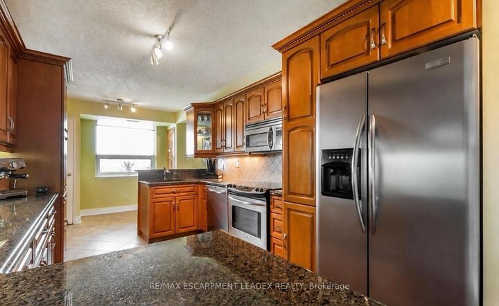 Property Photo: 500 Green Road 705 ON L8E 3M6