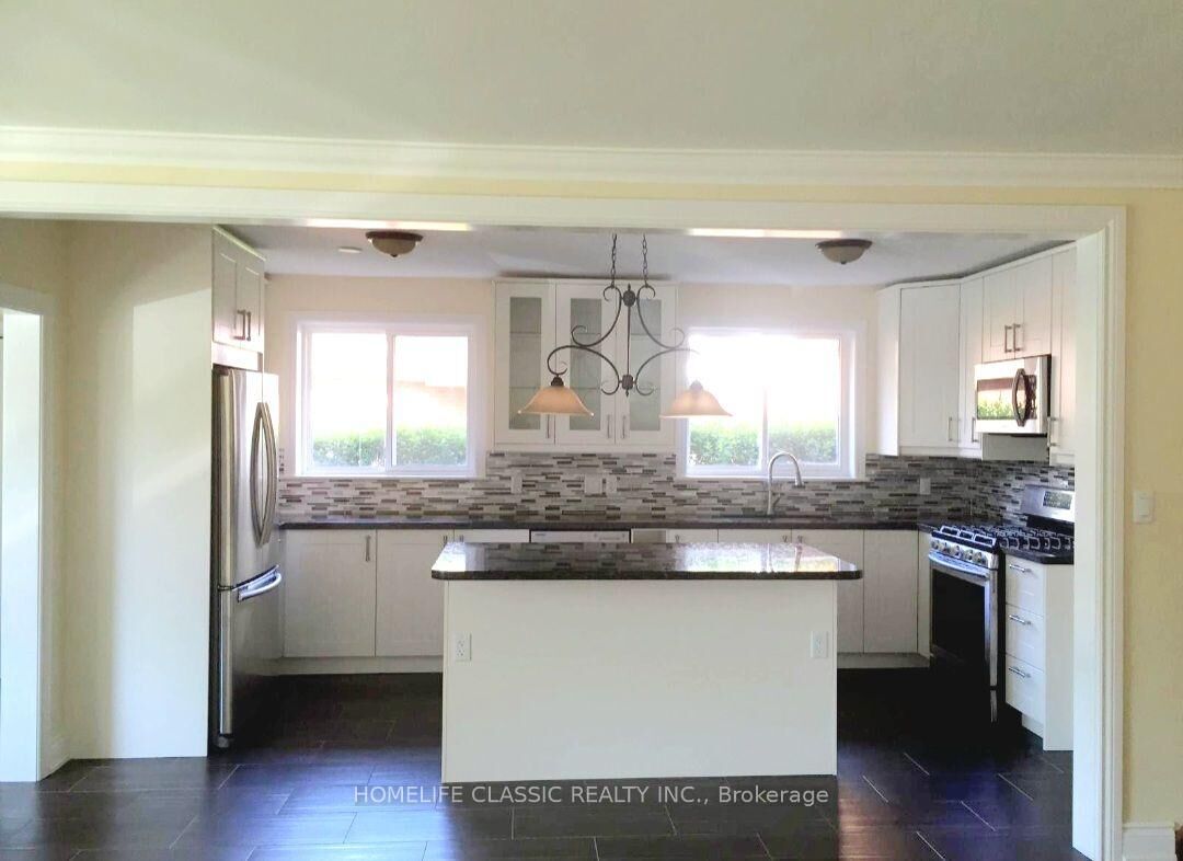 Property Photo:  16 Terryellen Crescent  ON M9C 1H7 