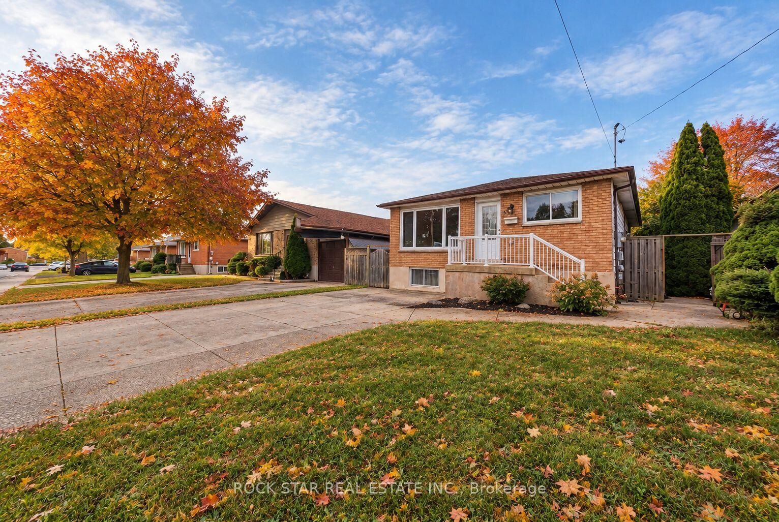 Property Photo:  59 Aterno Drive Main  ON L9C 5S4 