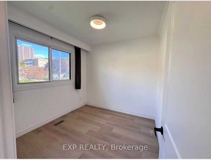 Property Photo:  15 Neddie Drive Main  ON M1T 2S9 