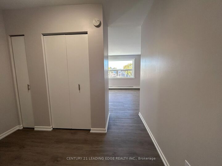 Property Photo:  6311 Yonge Street 3  ON M2M 3X7 