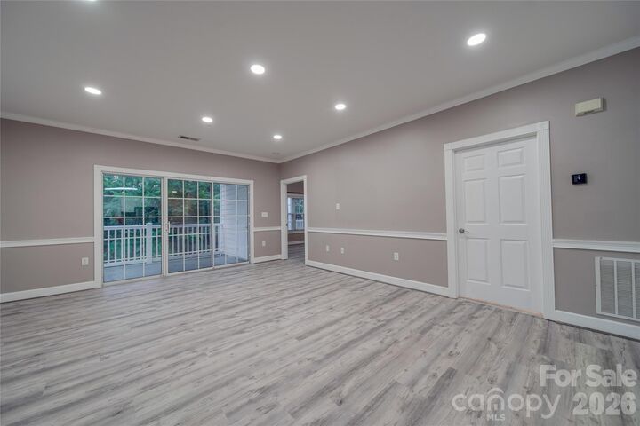 Property Photo: 8741 Coralbell Lane NC 28213
