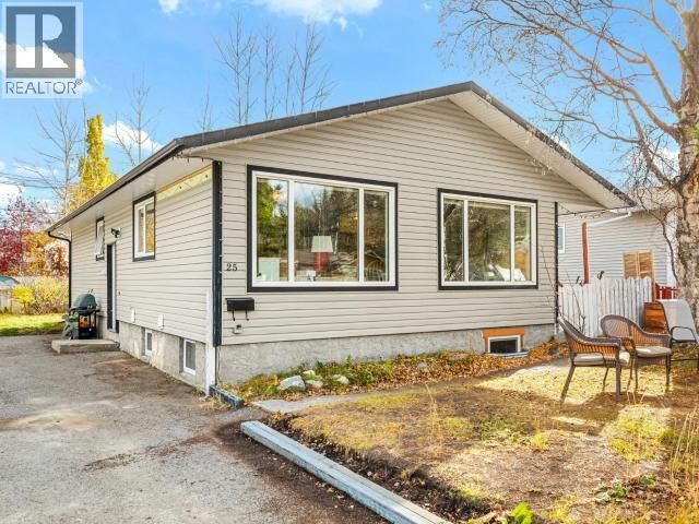 Property Photo: 25 McQuesten Road YT Y1A 3R9