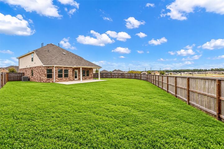Property Photo:  207 Alder Laurels Cove  TX 77354 