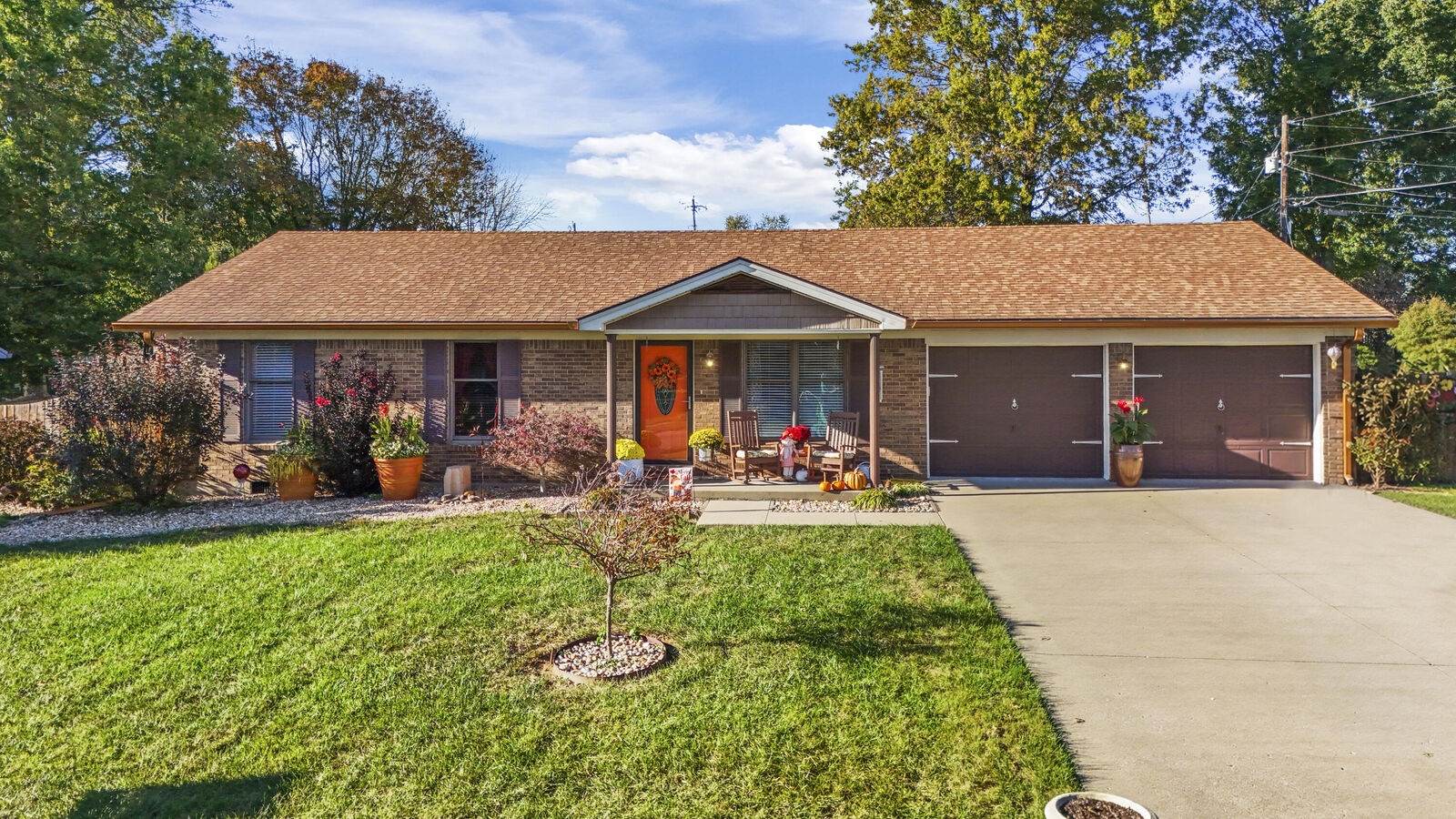 Property Photo: 120 Bowen Drive KY 40342