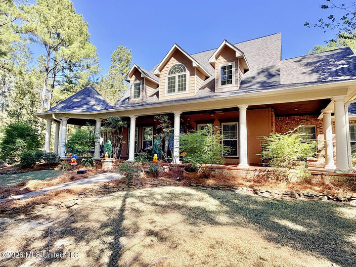 Property Photo:  220 Val Verde Cove  MS 39047 
