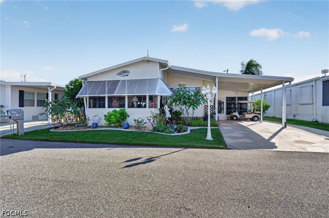 Property Photo: 14510 Paul Revere Loop FL 33917