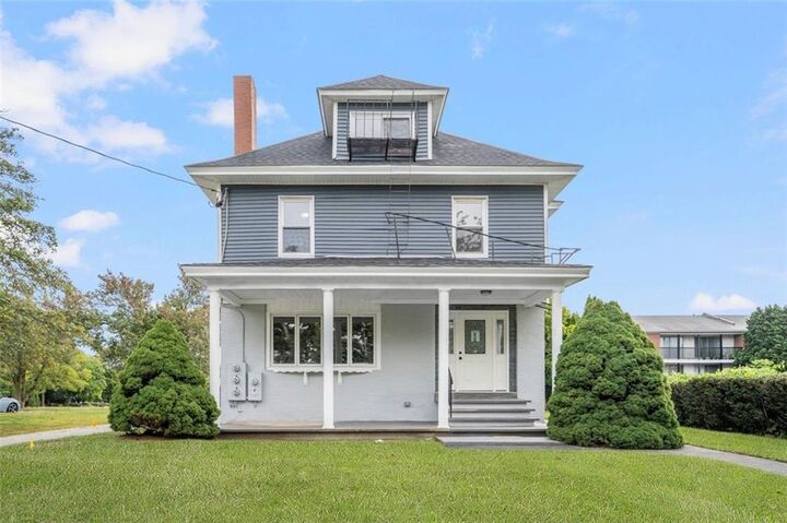 Property Photo: 3222 Pawtucket Avenue RI 02915
