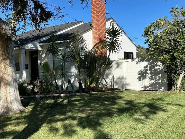 Property Photo: 2032 Chatwin CA 90815