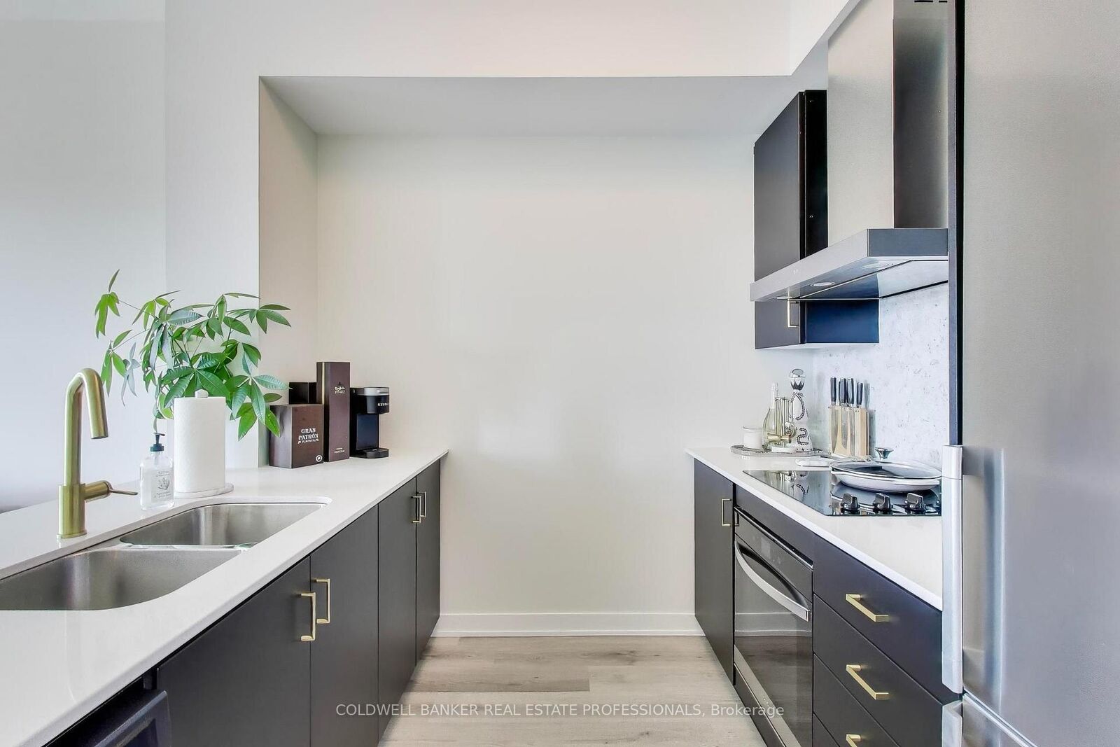 Property Photo: 600 North Service Road 602 ON L8E 0L2