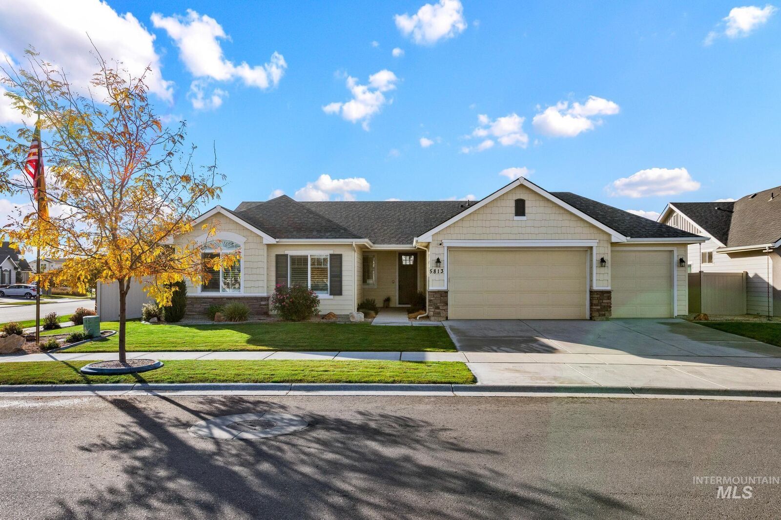 Property Photo:  5813 W Avilla Dr  ID 83646 