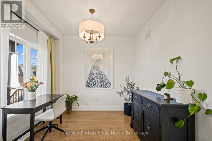 Property Photo:  35 Woodstream Drive  ON P1H 0B7 